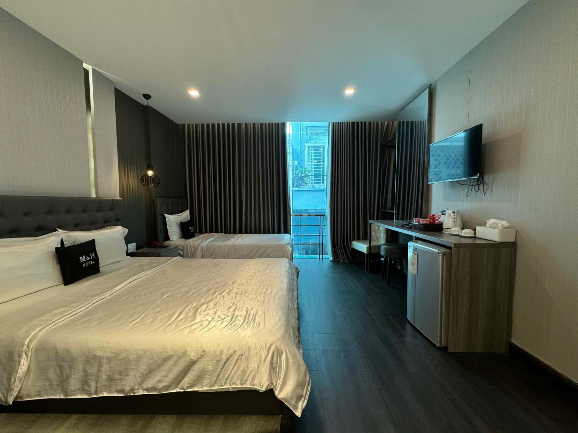 M&h Lux 3*