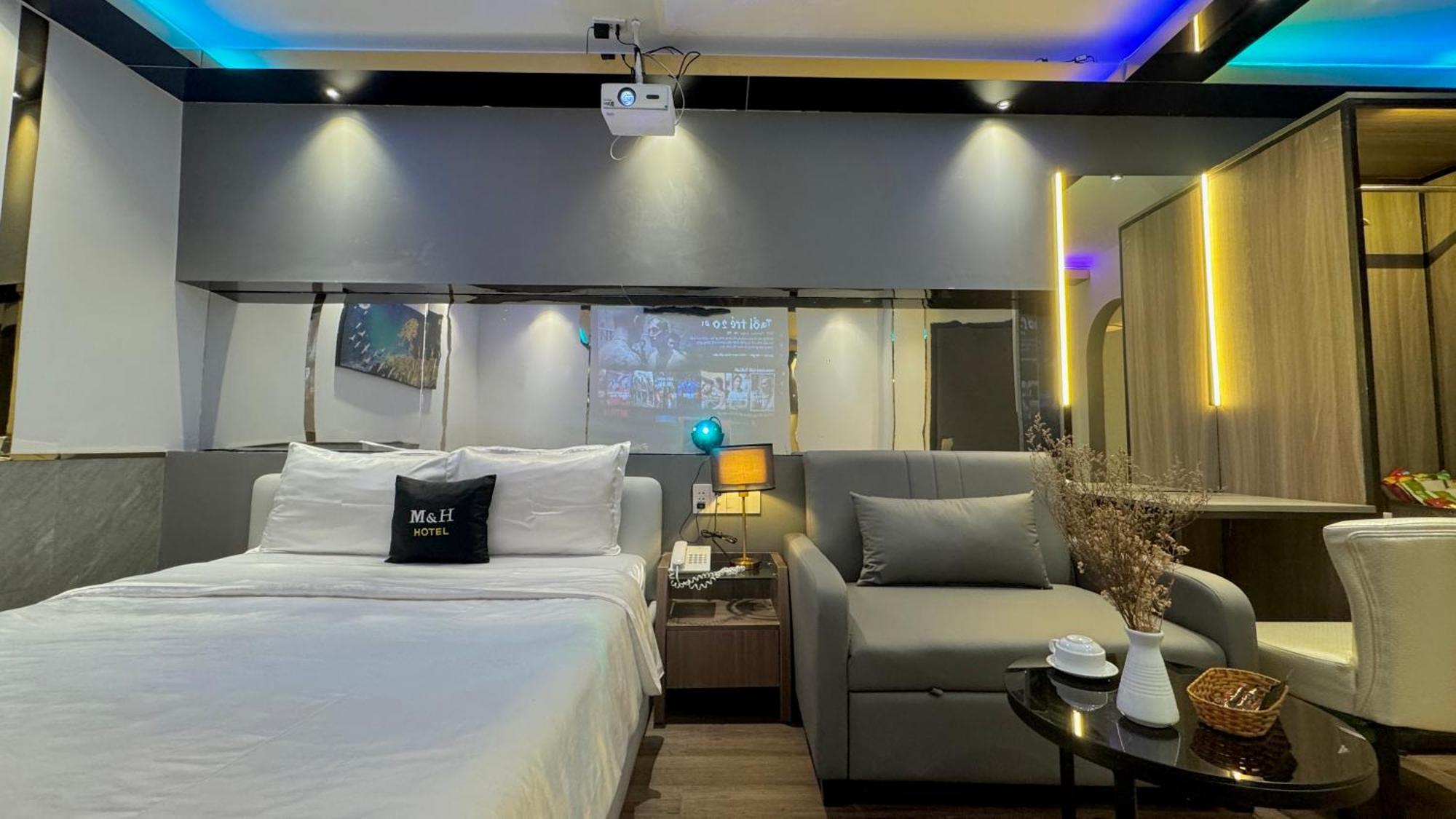 M&h Lux Hotel 3*