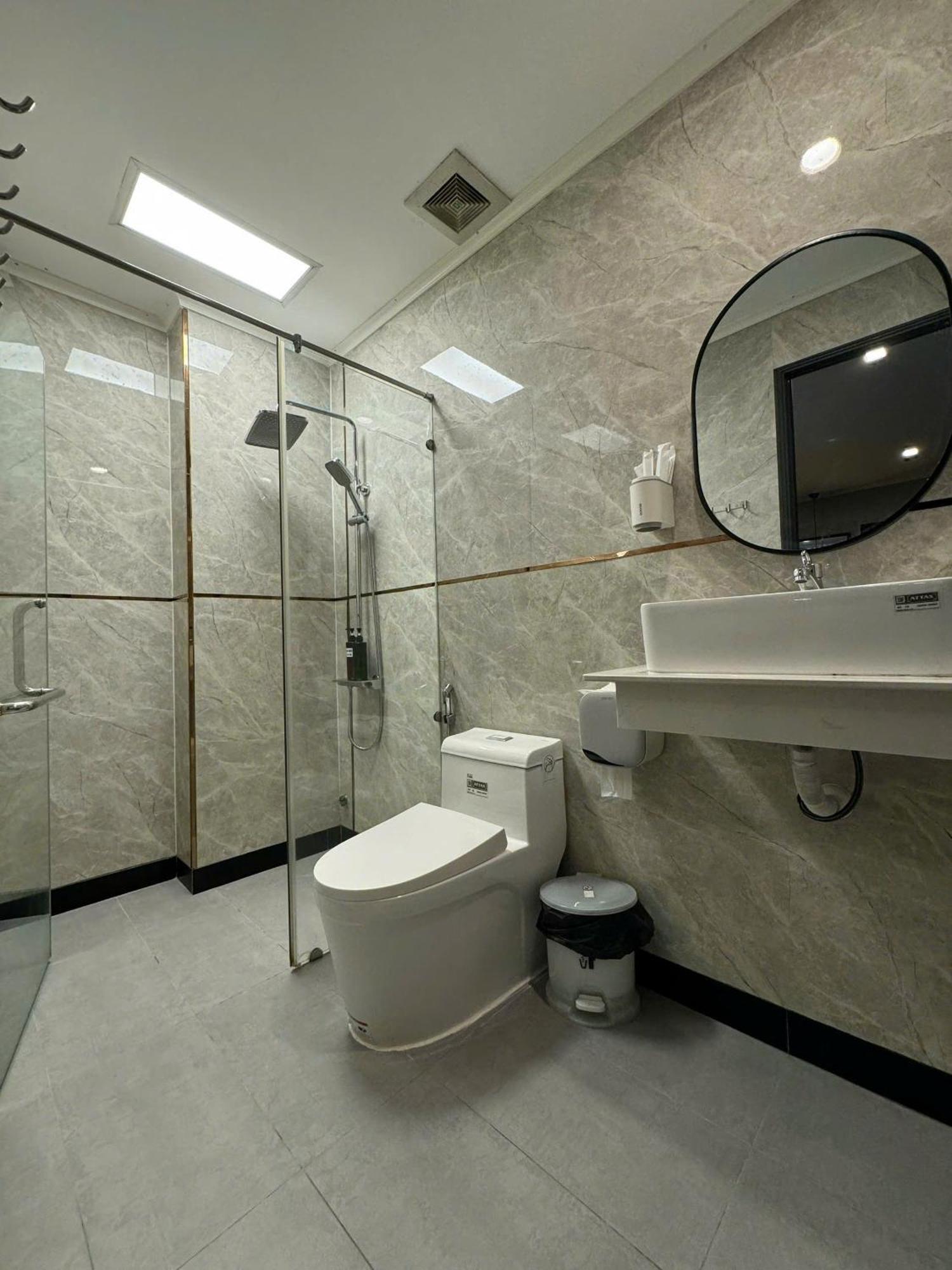 Hotel M&h Lux